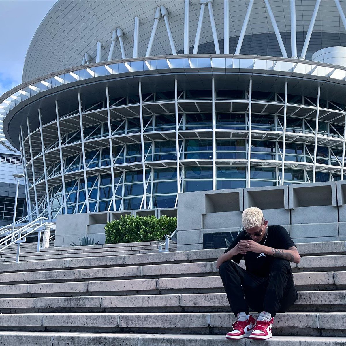 ConepMusicPR's tweet photo. GRACIAS, PAPÁ DIOS 🙏🏼  LLORO O NO LLORO ? Jaja LOS AMO ❤️🙏🏼  LOS VEO HOY EN CHOLISEO DE PR DIME @jaywheelerpr  EMOCIONES #ESEK https://t.co/QvvlI64icM