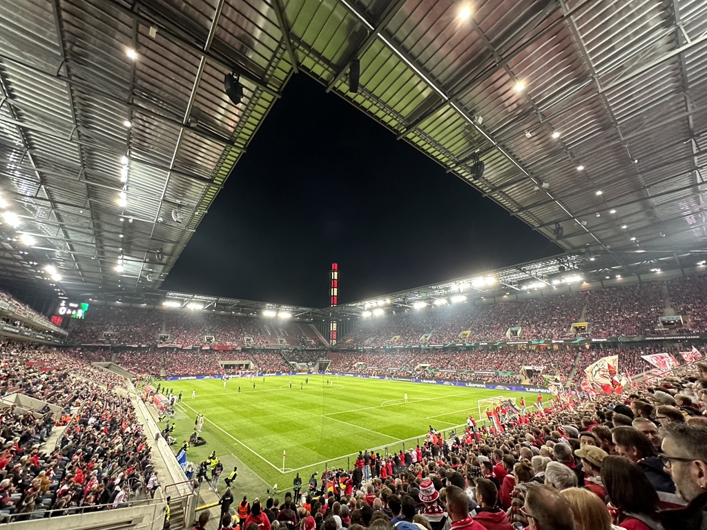 Joining the <a href="/fckoeln/">1. FC Köln</a> tonight to support!