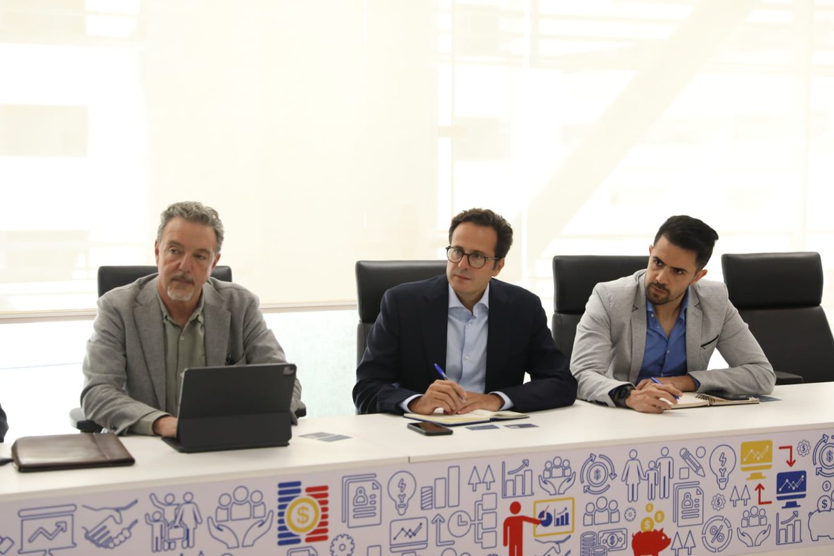 CONAFIPS's tweet photo. ✅Recibimos a una misión del @EIBtheEUbank para dialogar sobre oportunidades de financiamiento verde para las organizaciones del sector financiero de la economía popular y solidaria del Ecuador. 🇪🇨 https://t.co/lA2jvd9WwS