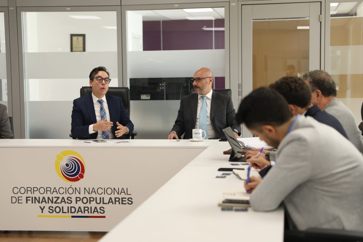 CONAFIPS's tweet photo. ✅Recibimos a una misión del @EIBtheEUbank para dialogar sobre oportunidades de financiamiento verde para las organizaciones del sector financiero de la economía popular y solidaria del Ecuador. 🇪🇨 https://t.co/lA2jvd9WwS