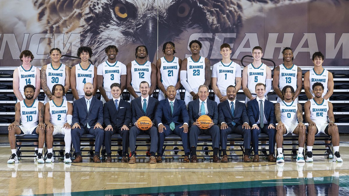 Media Day smiles. 🎬🎬🎬

📷 | Bradley Pearce

#HawkYeah #WInTheDay #UNCW