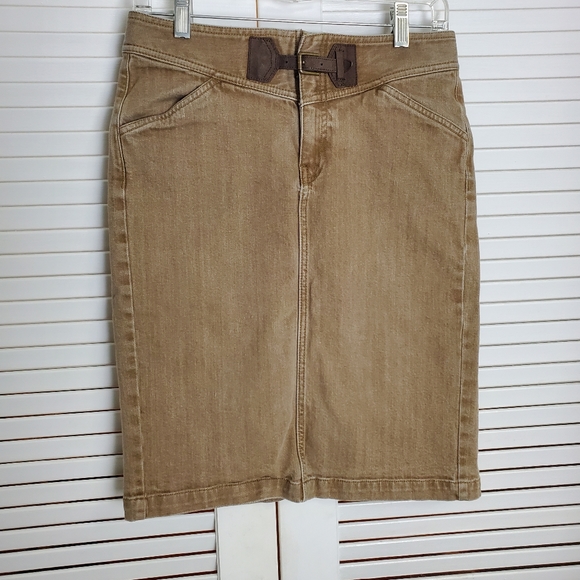 Kkatacara's tweet photo. So good I had to share! Check out all the items I'm loving on @Poshmarkapp #poshmark #fashion #style #shopmycloset #quiksilver #ralphlauren #levis: https://t.co/syO8FcJqLe https://t.co/izUlmTG2Wb