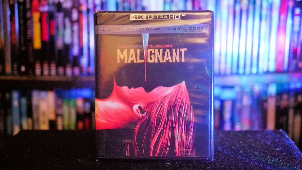 NeonGiallo's tweet photo. #mailday 📦 Glad I held off getting the regular blu-ray for both films. The waiting has paid off and now I have them in  beautiful 4K gloriousness 🖤🖤🖤#bluraycollector #bluraycollectors #horrorgeek #horrorgeeks #4kbluray #4kultrahd https://t.co/21UicJ58fT