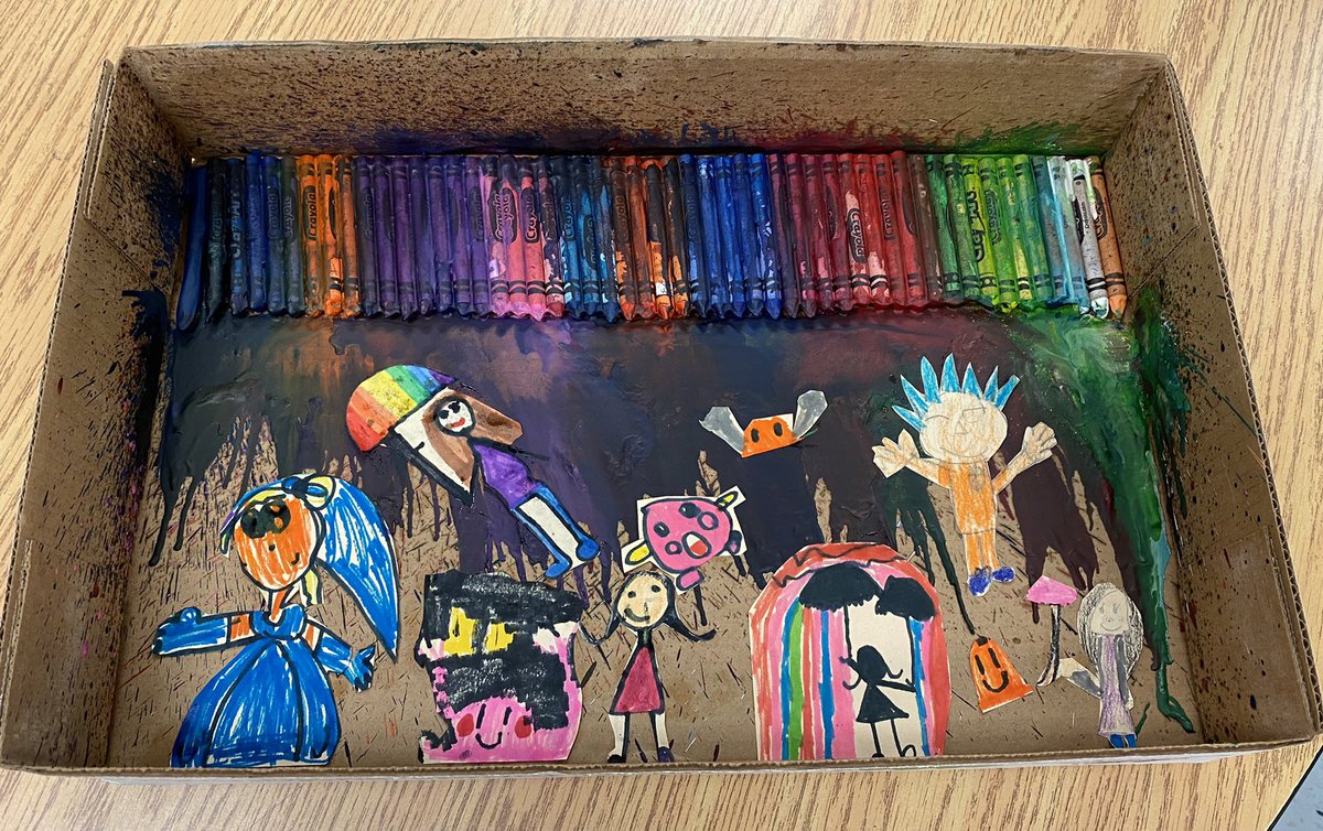 carrie0772's tweet photo. 1st Dual review heating and cooling matter by melting crayons. Then review fairytales, plot elements, caps and punctuation using the melted crayons as a setting, creating characters and writing about them. Students enjoyed the multi subject activity! #fisherES #fishertigers https://t.co/g0Ve10e3bE