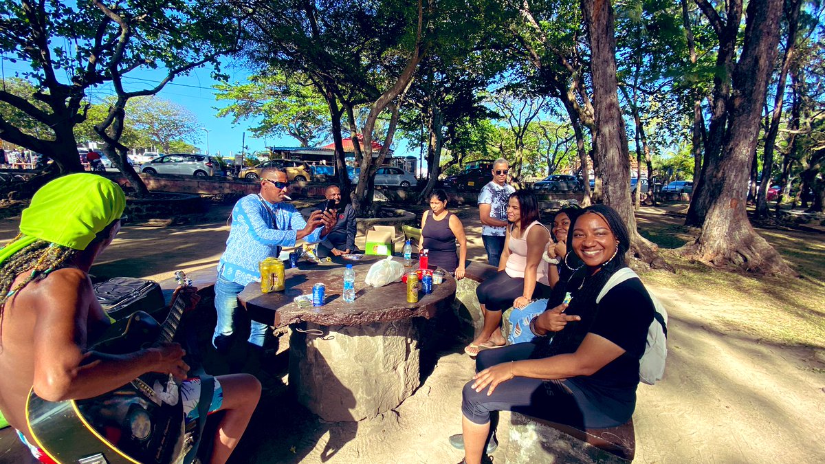 We’ll always remember sharing this beautiful moment with a local family in Mauritius 😊❤️
#BluebayMauritius #beachlife #segamusic #travellers #globetrotting #inthemomemt