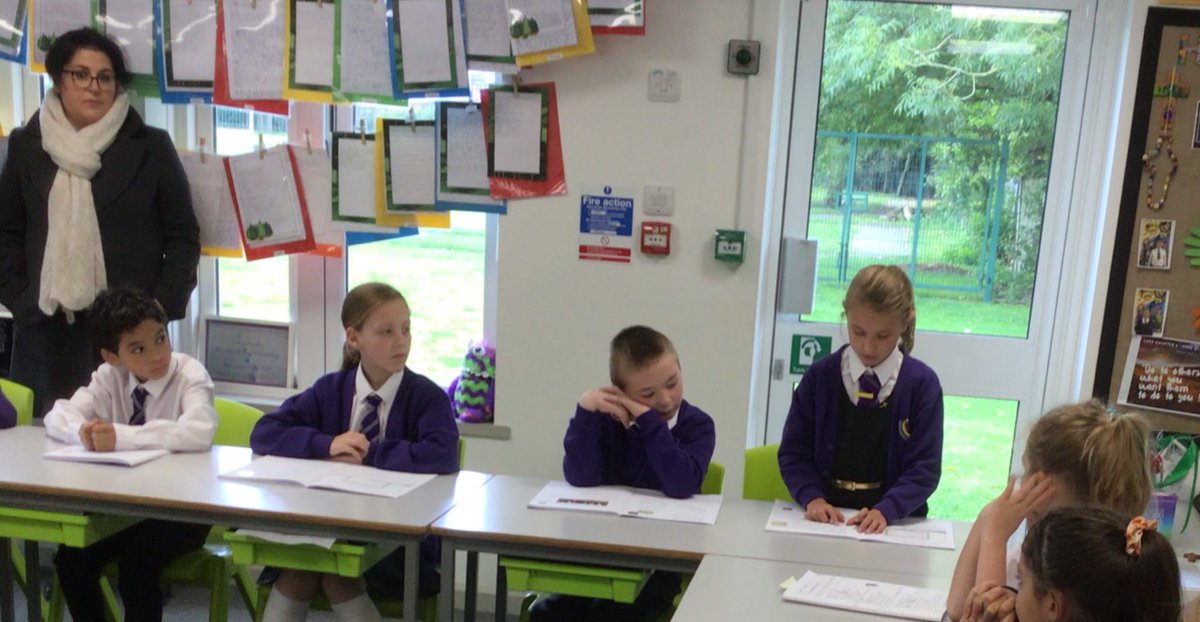 BirchwoodCE's tweet photo. Y5 wanted to say a BIG thank you to all the parents and carers that came to our Poetry Recital this afternoon for #NationalPoetryDay2022 📖. It was lovely to share their poems with you and to see so many friendly faces. We can’t wait to see you next time! #bcepsfamily #bcepsy5 https://t.co/Wyhcgjn1JT