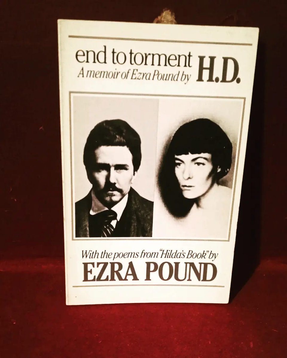 Librarian tweet media