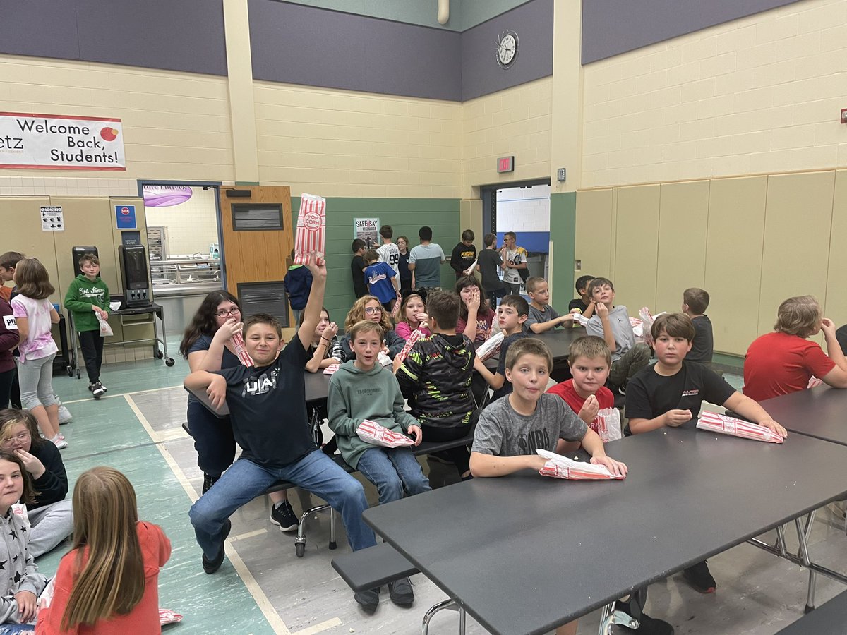 Christina tweet media