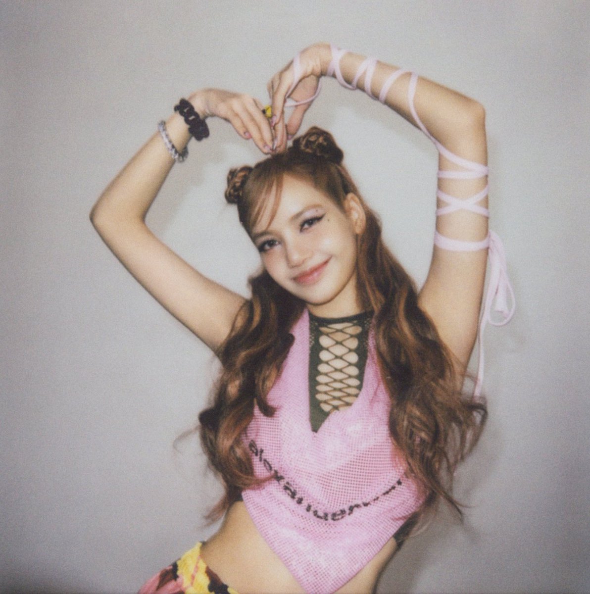 _liliheart's tweet photo. สวัสดีค่ะบ้านเบส #LISA  LILIHEART พึ่งเปิดไหม่ ♡
ฝากกดติดตามไว้ในอ้อมกอดด้วยนะคะ🤏🏻💐
เปิดมาเพื่อซัพพอร์ตน้องลิซโดยเฉพาะ💪🏻😾
หากมีข้อผิดพลาดประการใดต้องขออภัยด้วยค่ะ🫶🏻🙏🏻☺️ https://t.co/YqH2tuTDhz