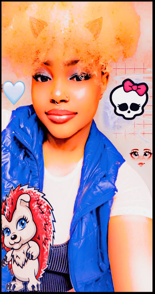 _itsterrbear's tweet image. Since it’s spooky season, here’s my old Howleen cosplay from when I had blonde hair 
•
•
•
#Howlween #MonsterHighMovie #MonsterHighCosplay