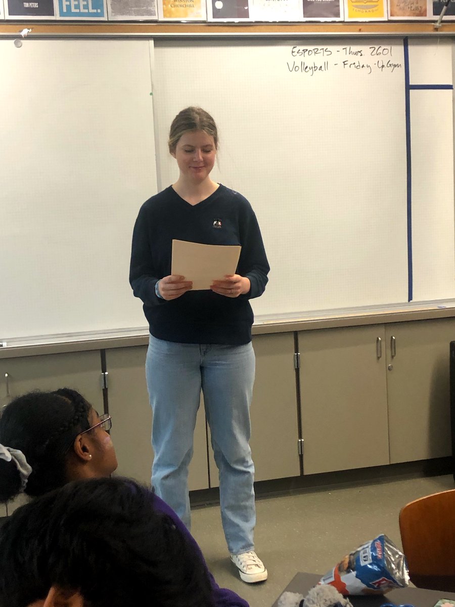 It's Snoqualmie Tribe Rights Day. On this date in 1999, Snoqualmie Indian Tribe’s status as a federally recognized tribe was affirmed. In the photos, #IssaquahHighSchool ASB students learn how to offer the ISD Land Acknowledgement. Thank you for your work on this project!