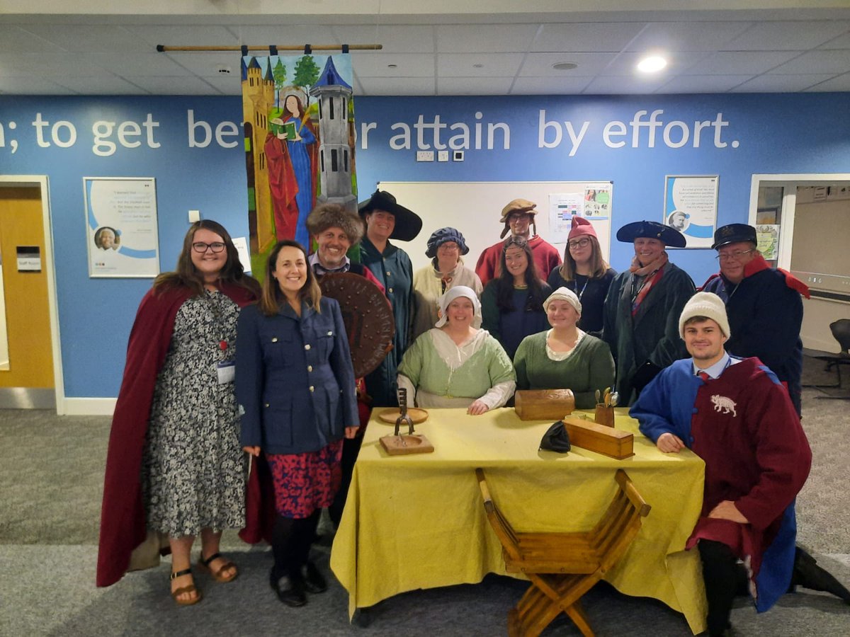 NBAHumanities's tweet photo. What an amazing evening @noelbakerlead #OpenEvening2022! Here's us (plus a couple of our fabulous governors) at the end of the evening when we all got to try on some of the items of authentic period clothing we'd been talking about all evening. #ChonologyInClothing https://t.co/7f4azhwjyb