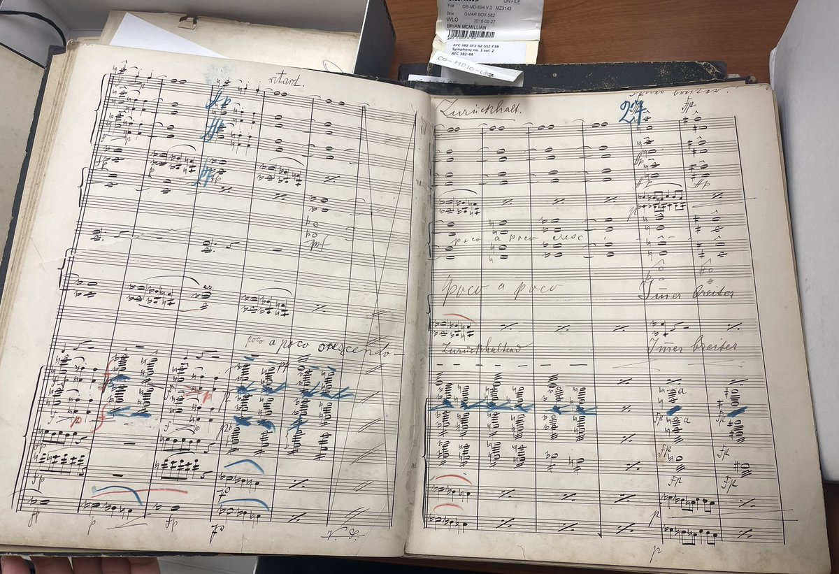 _Erstarrung's tweet photo. Every time I see those manuscripts of composers I was like totally surprised how genius they were,and the struggles they used to suffered and overwhelmed. https://t.co/F94dWhwZ85
