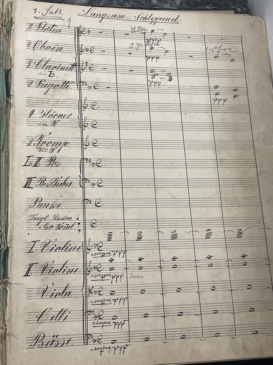 _Erstarrung's tweet photo. Every time I see those manuscripts of composers I was like totally surprised how genius they were,and the struggles they used to suffered and overwhelmed. https://t.co/F94dWhwZ85