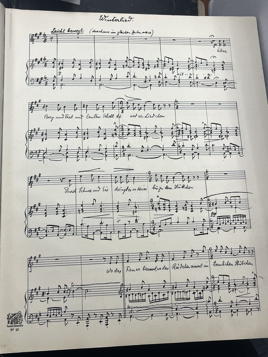 _Erstarrung's tweet photo. Every time I see those manuscripts of composers I was like totally surprised how genius they were,and the struggles they used to suffered and overwhelmed. https://t.co/F94dWhwZ85