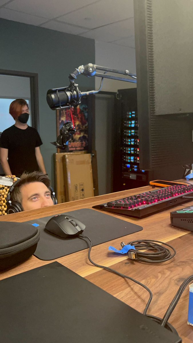 Achievement Hunter on Twitter "POV Gavin breaking in his new desk in