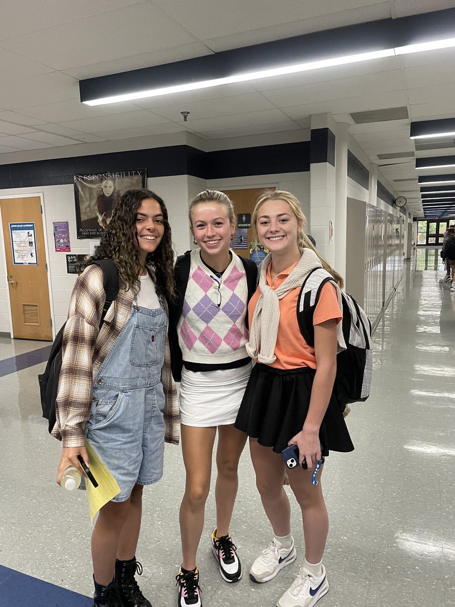 HHS Student Government tweet media