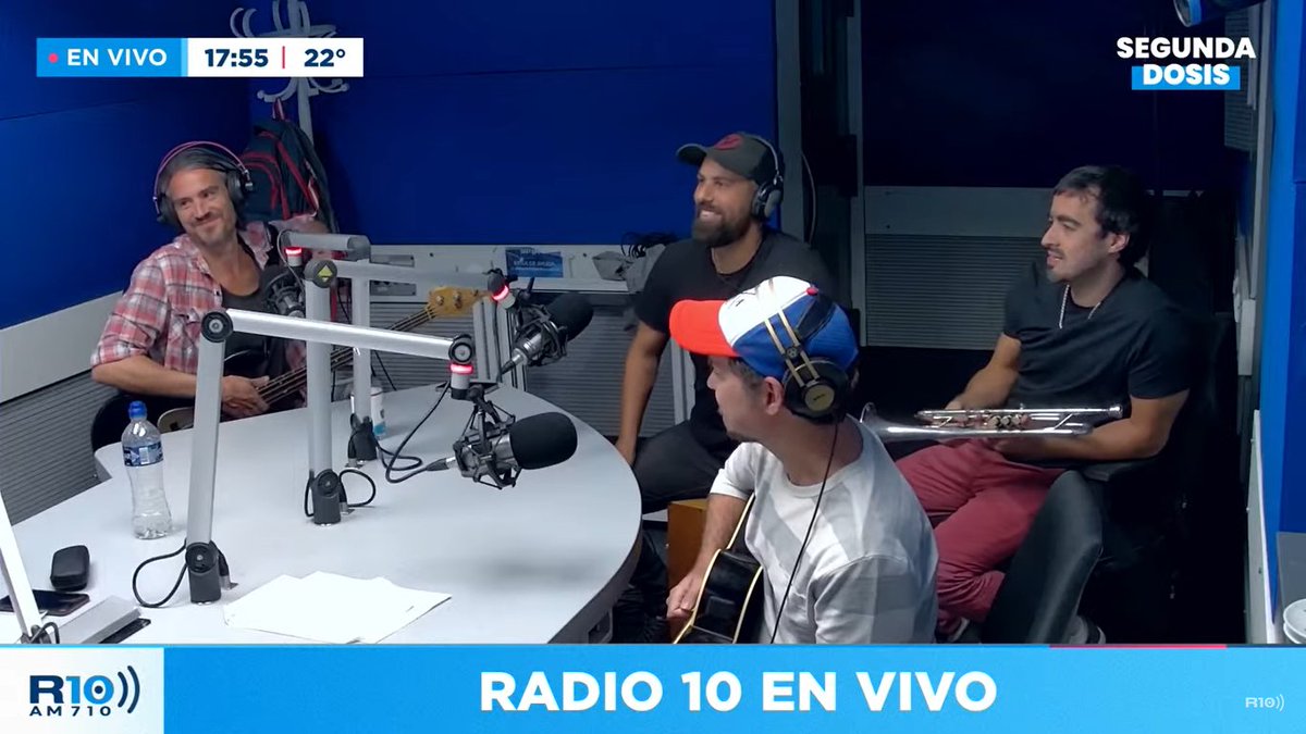 Radio10's tweet photo. 👉 #SegundaDosis 💉 | 🎙📞 “Ayer salió nuestro tercer disco”, @OTROMAMBO a @soyjuandinatale en #Radio10. https://t.co/12U7ScaZVU