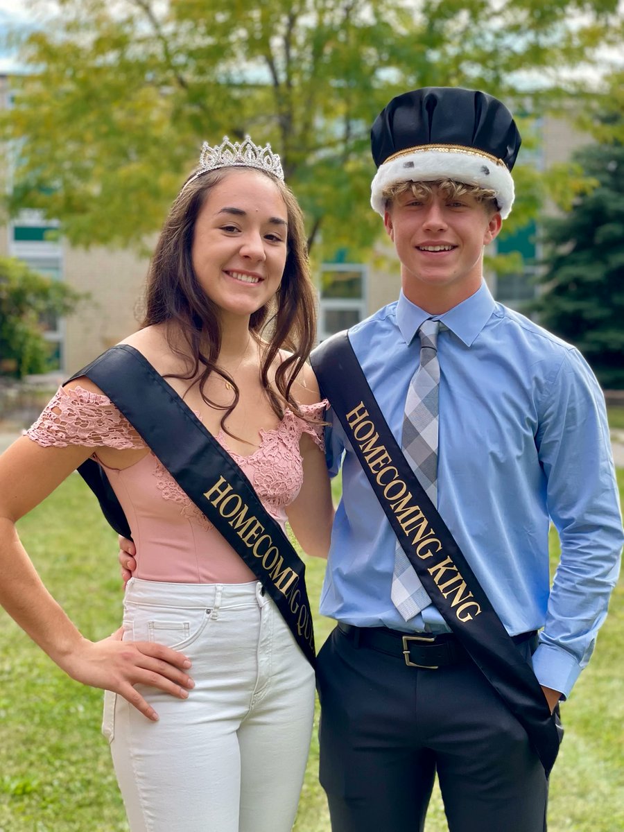 evglocalschools's tweet photo. Happy Evergreen Homecoming! 
Congratulations Homecoming Court and to Lucy Serna and Conner Hewson who were named Homecoming Queen &amp; King! https://t.co/CtKbLYzqHi