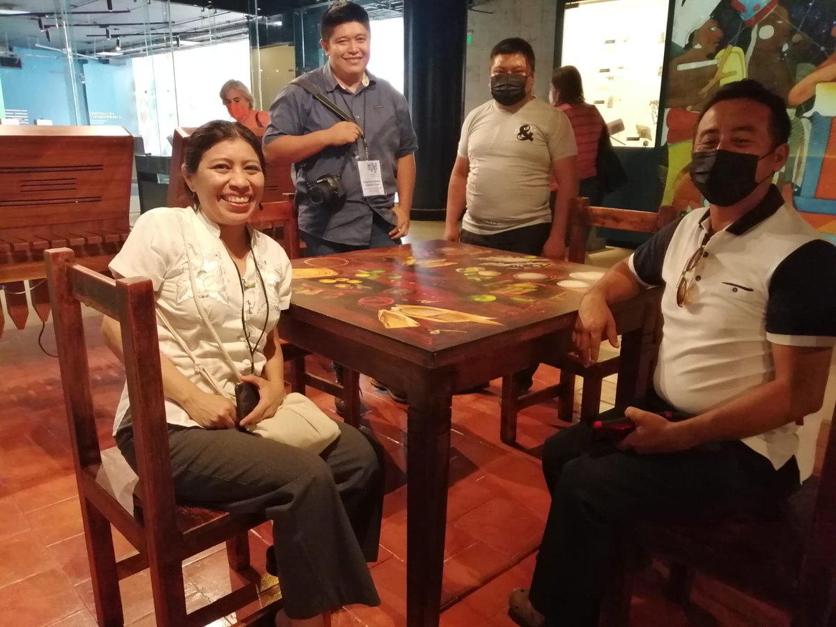 fatimatecpool's tweet photo. #FestivalDeMuseos2022
Extraordinario evento para Yucatán.
Placer de conocer al dr. Gándara y escuchar su conferencia respecto al Museo y la educación.
#MuseosComunitarios presentes
@CulturaYucatan #Redmy https://t.co/BFAi09Fo1E