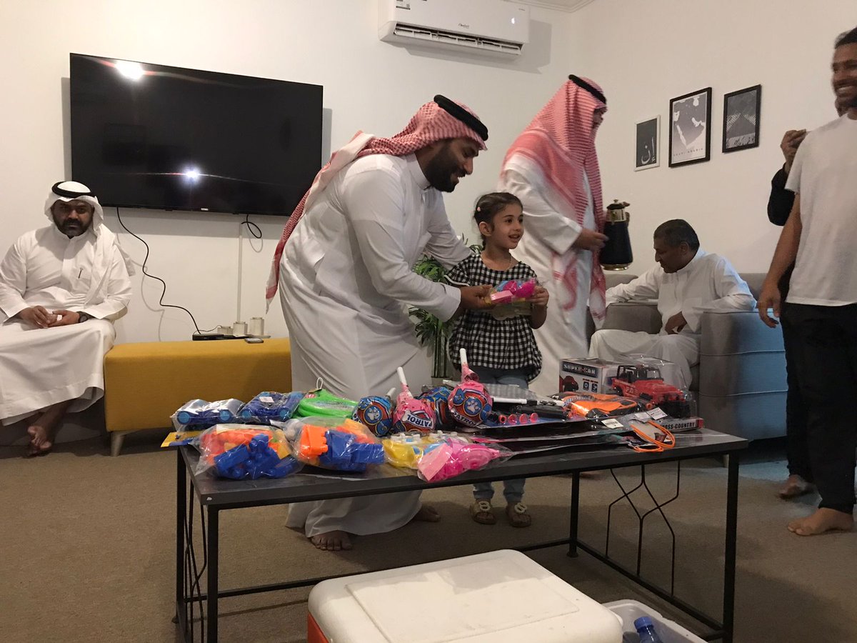 masharefcoop's tweet photo. مبادرة #مشارف_الخضراء بالشراكة مع @saeedalsuhaimi مالك #مبادرة_السهيمي_البيئية تنجز زراعة شارع بطول ٤٦٠م باشجار السدر https://t.co/Ds0wKwUBrb