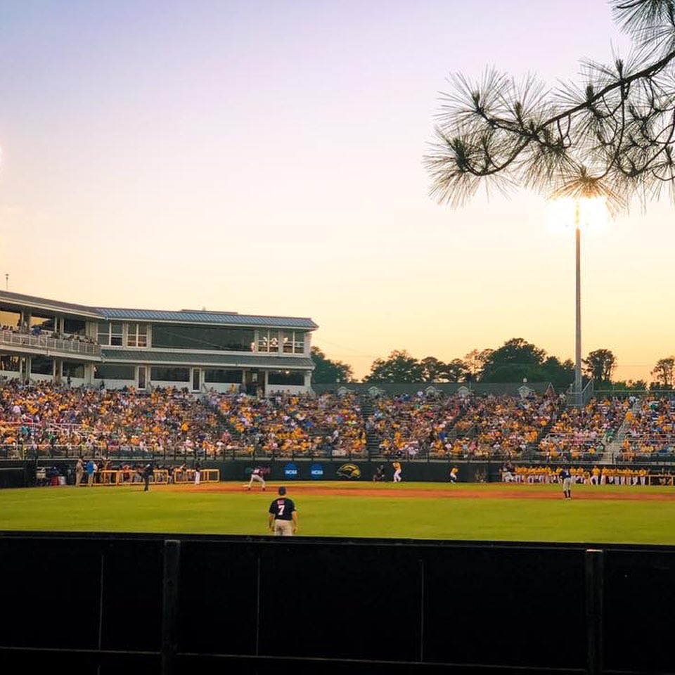 DrewDruck05's tweet photo. Blessed to say I committed to the University of Southern Mississippi. I would like to thank God and everyone else who has helped me throughout this journey! #SMTTT @JC_BobcatsBB https://t.co/YFsKkfVBNG