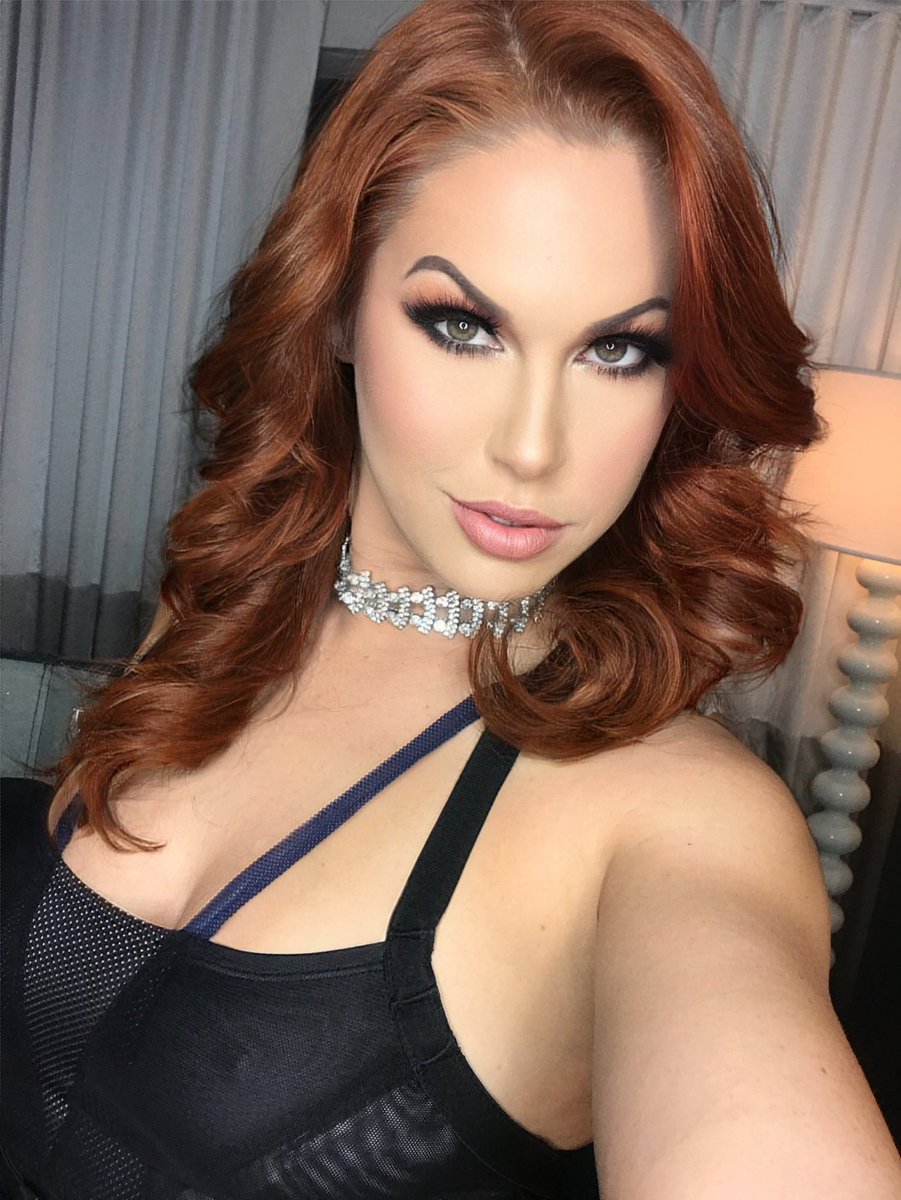 EDYN BLAIR’s pics and videos