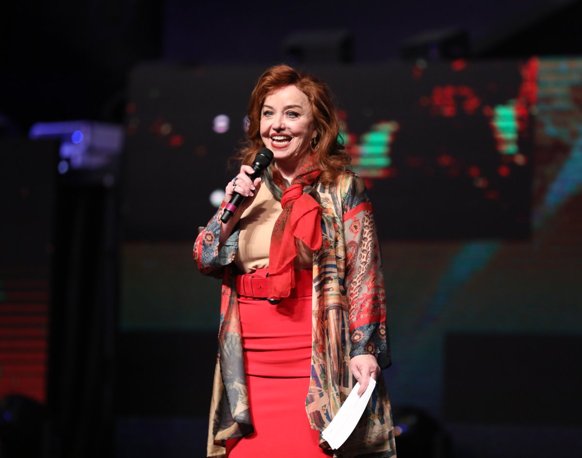 BishopJakes's tweet image. It is with deep sadness I announce that Pastor Bonné Moon-Johnson passed away unexpectedly yesterday. Faithfully leading The Potter's House School of Ministry (PHSOM) and our Singles Ministry, she impacted every soul she encountered and will be forever missed.