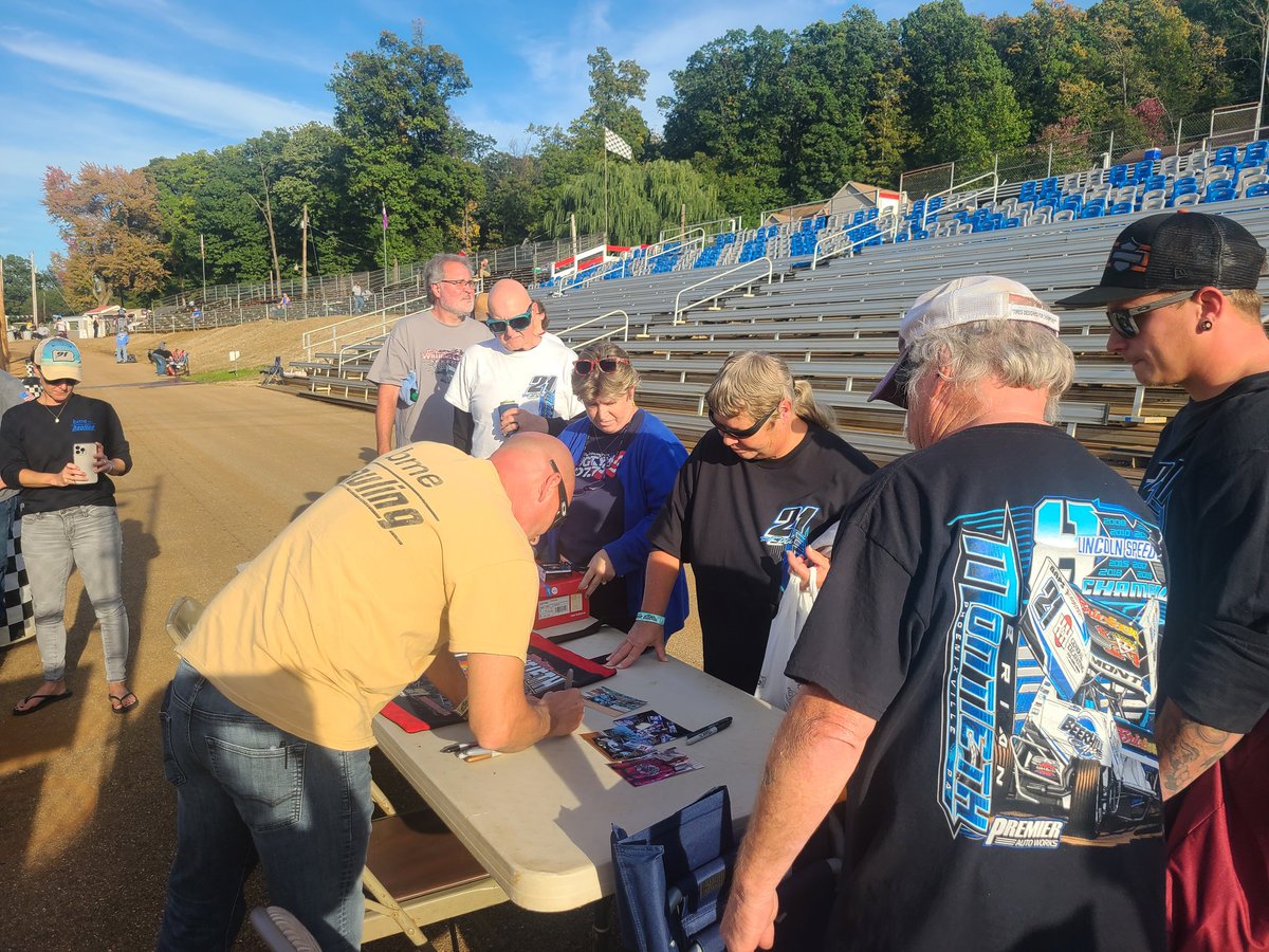 Lincoln Speedway tweet media