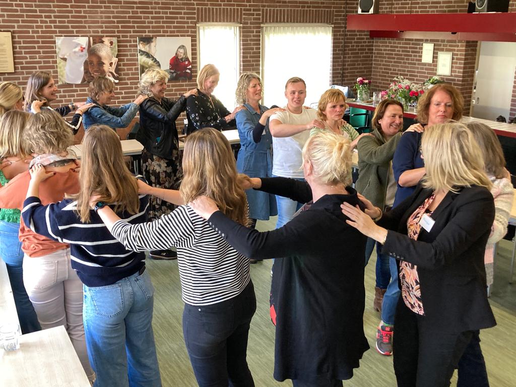 St.Samen Oplopen tweet media