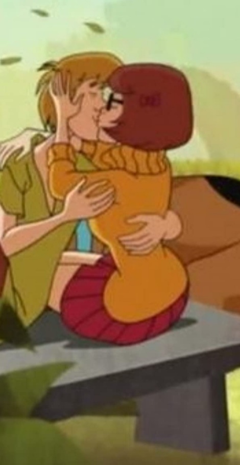 LCeleane's tweet photo. Vera aime les filles maintenant?
Tout ça parce qu'elle n'a pas leloook pompomgirl de Daphné?
Et Samy, vous y pensez à Samy!!!
" SAAAAMMY "
#ScoobyDoo #vera #velma #samy #shagy https://t.co/9cMxD7uWBN