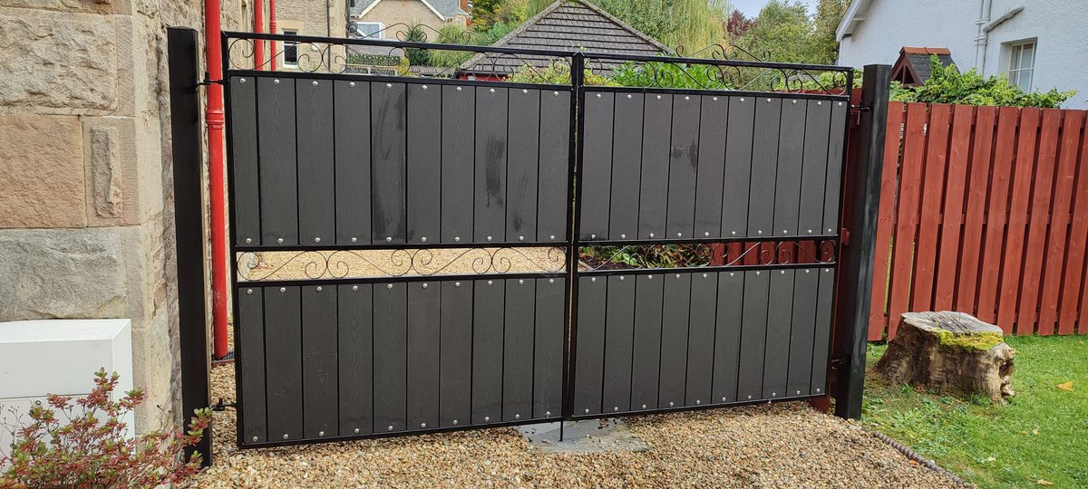 Here we have gates we revitalised by removing old spars and replaced them with composite wood. We also had them shotblasted before galvanising and powder coating look great in place #drivewaygates #metalwork #fabrication #steel #Scotland #Edinburgh #stirling #falkirk #dunfermline
