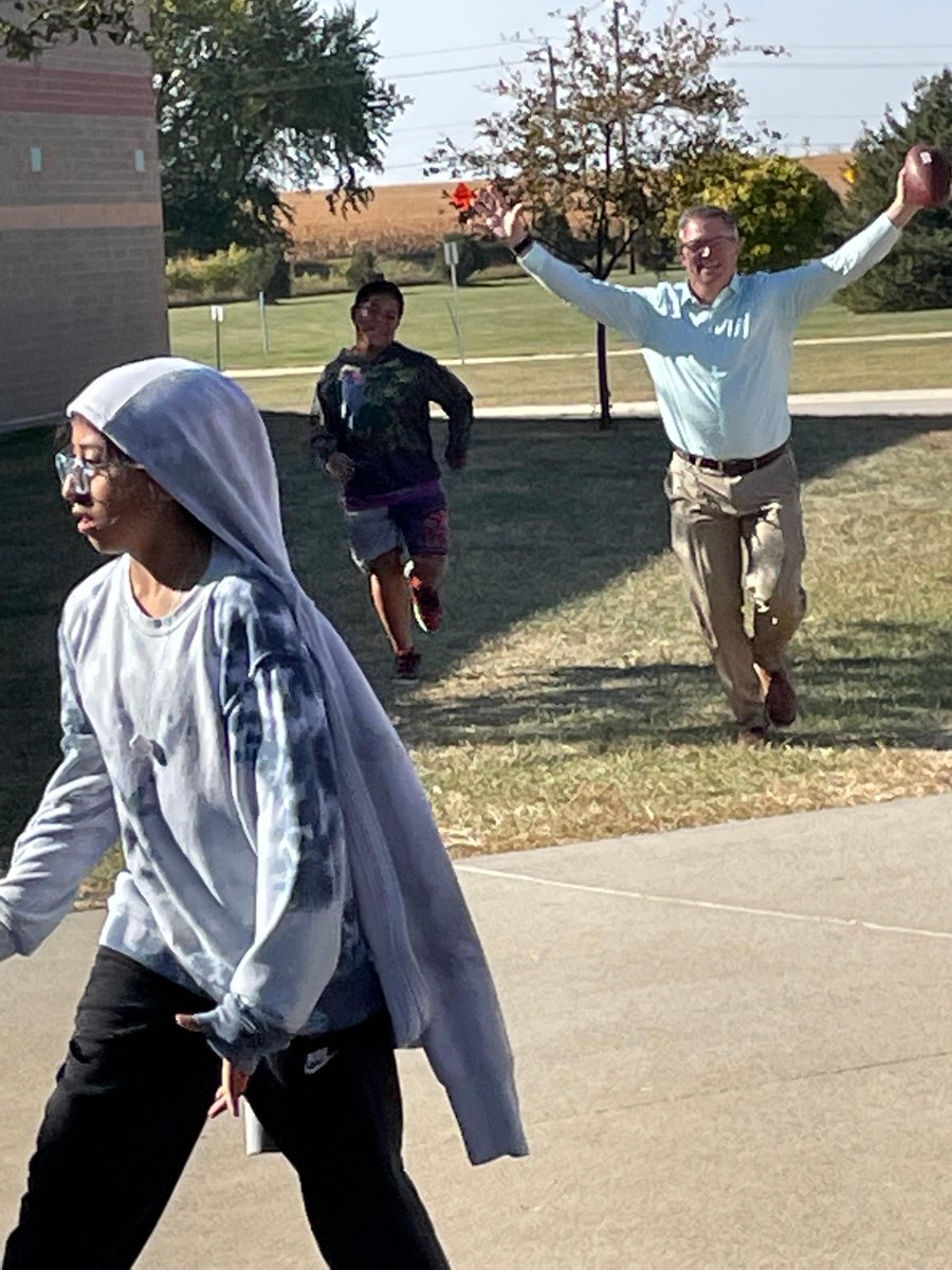Storm Lake Elementary tweet media