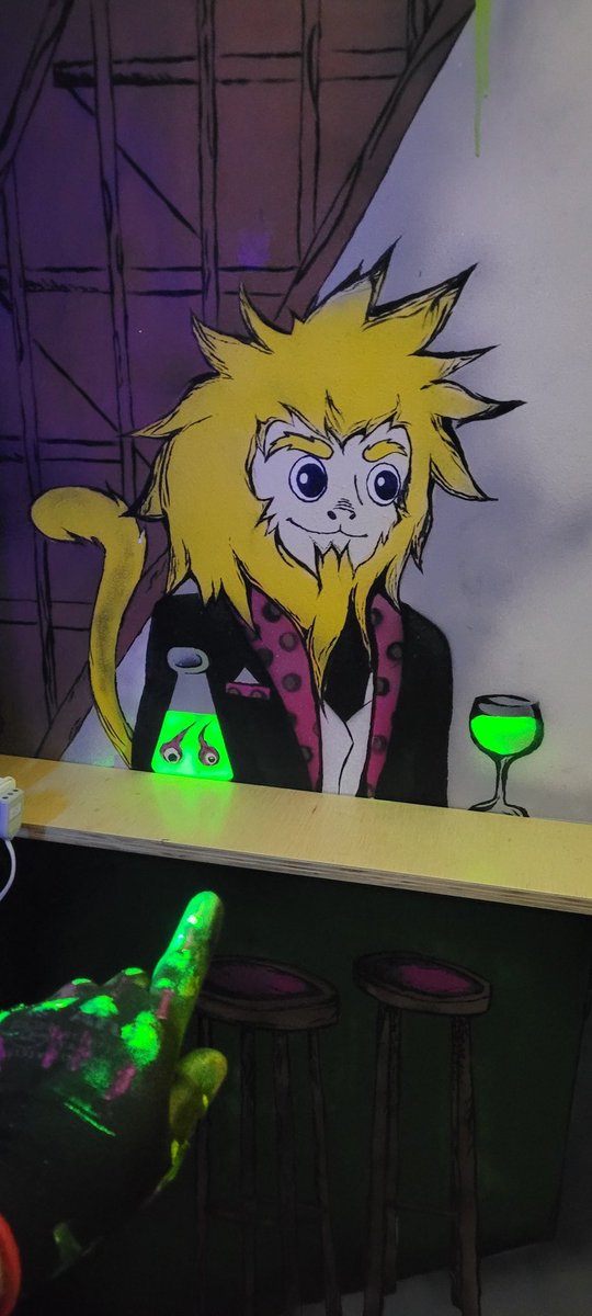 yeshuahmeta's tweet photo. @goldenclub_nft que tive o prazer de fazer arte de parede em grafite e usar efeito de foto luminosidade. https://t.co/ZDn0nqj28P