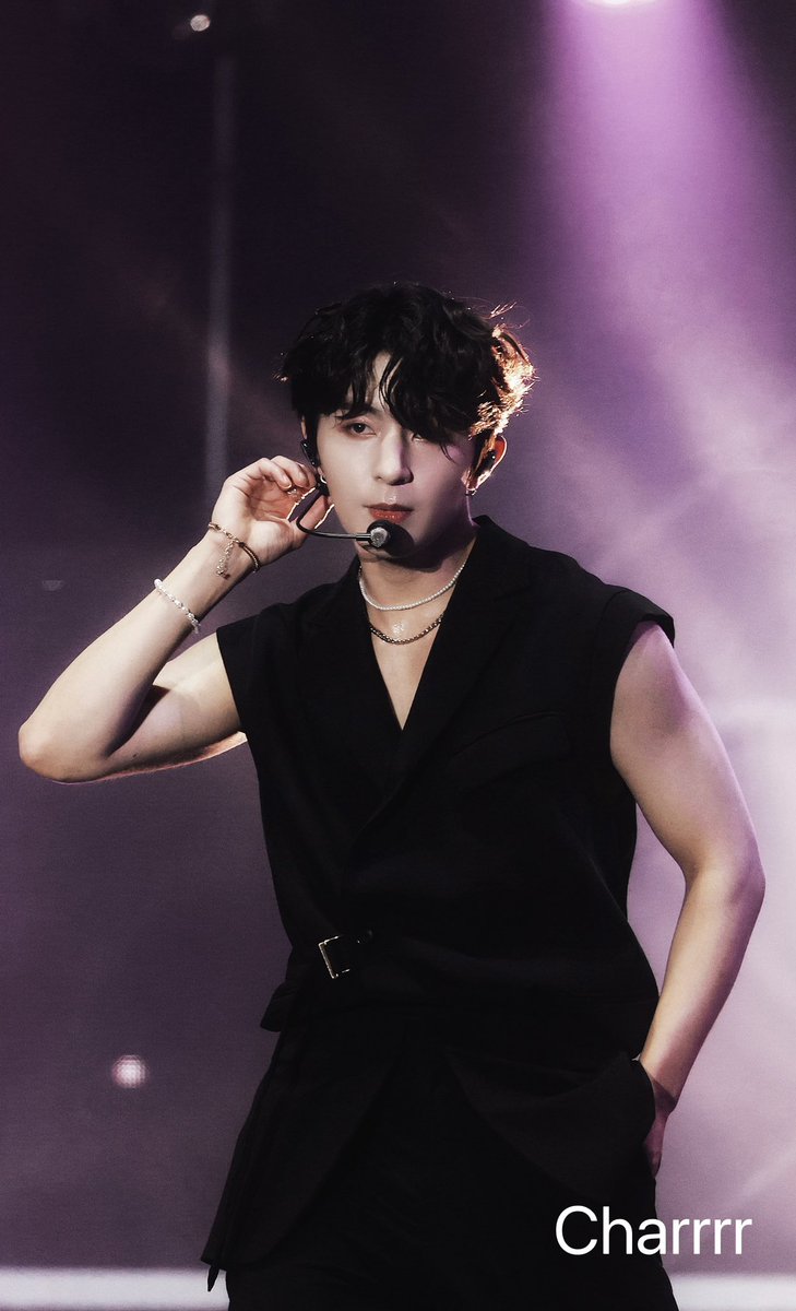 Charrrr999's tweet image. 221001 INK 레카 Y

😍😍😍

#골든차일드   #GoldenChild   
#Y #최성윤 #성윤 #와이