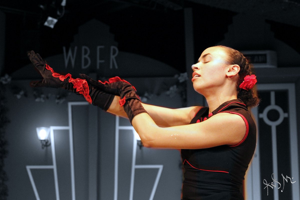 In today's Career Paths piece, artist MelVee discusses her blueprint to building a career in the arts. 

Inviting readers to question the who, what, where and why of their artistic career - MelVee explores how these questions impact marginalized artists.

bit.ly/3eag1n6