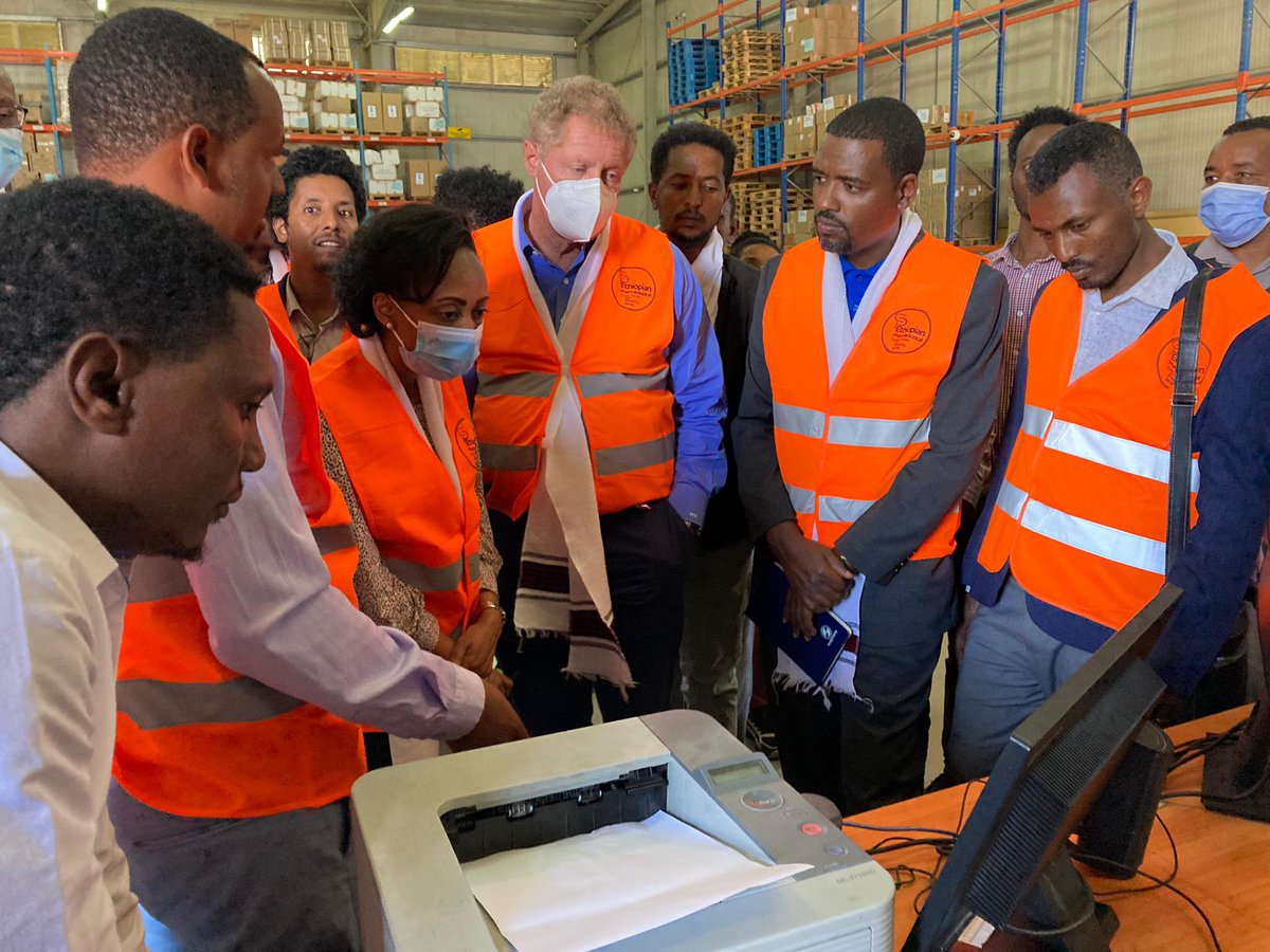 Seth Berkley tweet media