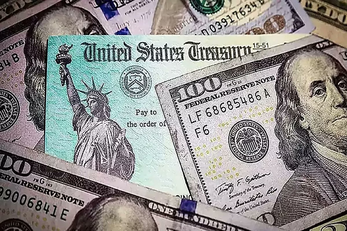 WealthWaveCC1's tweet photo. American #Finances Updates: the latest on #stimulus #payments, etc. #Stocks #Money #Finances #FinancialAdvice #FinancialProfessional #MoneyMatters #WealthWaveCC
https://t.co/VOtCwbO9ul https://t.co/vnblLqfLf8