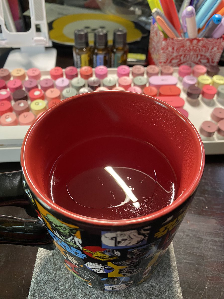 melfugazzotto's tweet photo. When allergies get me down, I’ll try everything that doesn’t make me sleepy #aromatherapy #deskside #steamroom https://t.co/AhsfX7auC2