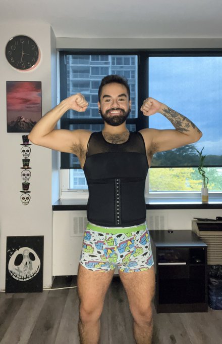 New to twitter as of yesterday&hellip;still no followers&hellip;I promise I&rsquo;m not a fake account 😅 #nsfwtwt #gay #LGBT<a href="/tag/lgbt"class="tags"><span>#lgbt</span></a><a href="/tag/gay"class="tags"><span>#gay</span></a><a href="/tag/men"class="tags"><span>#men</span></a><a href="/tag/thirstythursday"class="tags"><span>#thirstythursday</span></a><a href="/tag/nsfwtwt"class="tags"><span>#nsfwtwt</span></a>