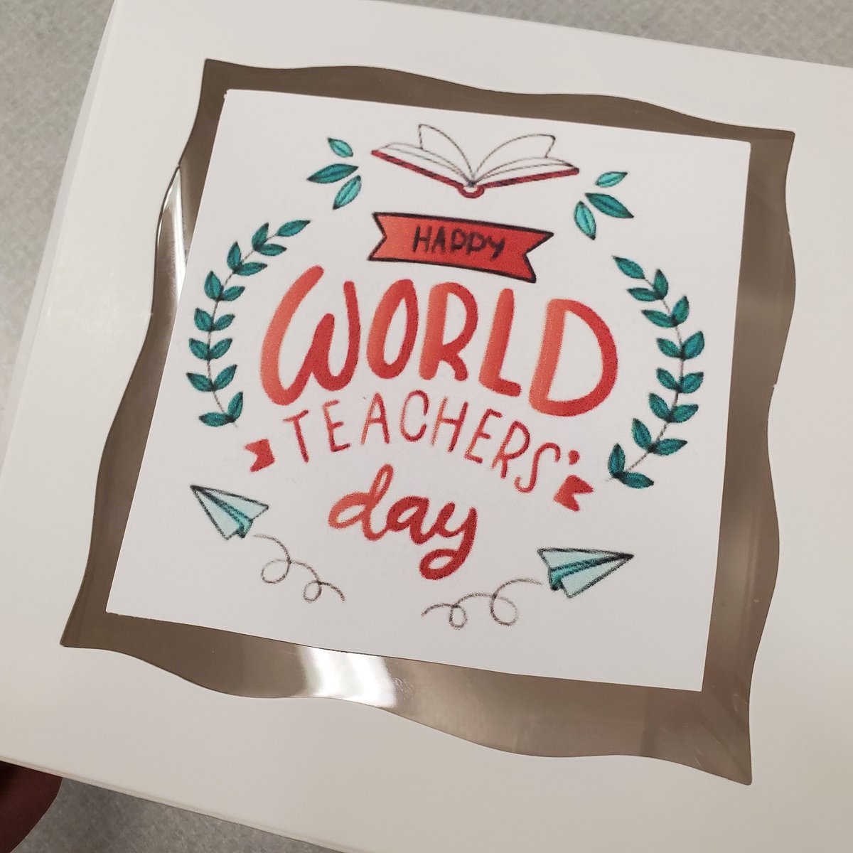 MrsHBrookside's tweet photo. My parents are the best! Thank you @klingel_nikki! #itsworthit #brooksidebcats1 https://t.co/FGwz5F6ghB