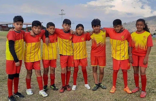 FormativasSDA's tweet photo. La magia no se basa solo en el resultado. El proceso es lo que cuenta 👏🏼🟡🔴
#EscuelaFormativaAucss #Lumbisí
#Aucas2022 #FormativasSDA💛❤️ https://t.co/OUK6SnECg7