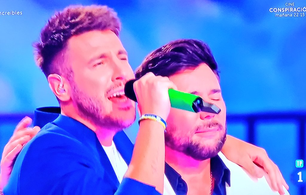 DioniMartin's tweet photo. Antonio... Miguel... Os comoooo!! 🥰#DúosIncreibles https://t.co/vae9TQ6FCC