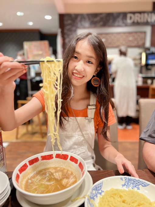 Twitterのコスプレ画像9