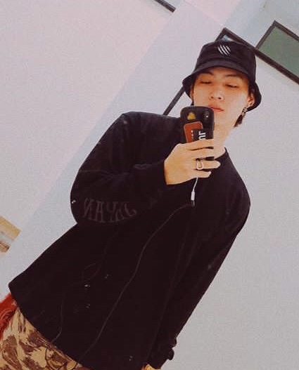 ahgakonic_'s tweet photo. #GOT7SelcaDay https://t.co/GQxPGIE9fE