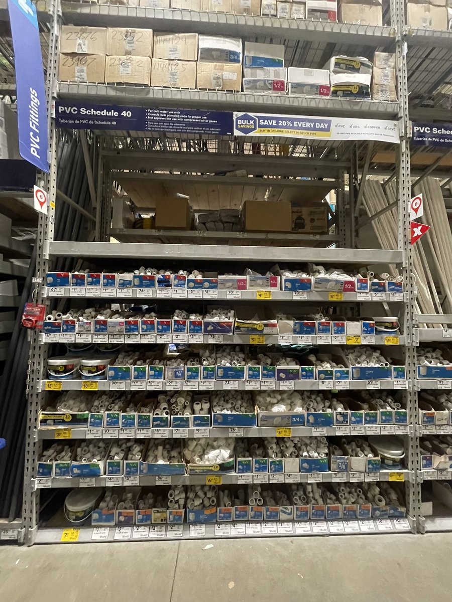 Rmh1987Rodney's tweet photo. Bobby has been de cluttering our plumbing bays and we have all the mums on tables and ready for frost…hard days work at #lowes588 @BlueBoxR1 @mickm142 @JBBailey9 @MetrolinaGHS https://t.co/8hNknTqVPd