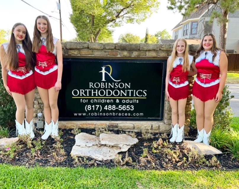 #ThankfulThursday 💕 so grateful for our amazing sponsor Robinson Orthodontics for their support of our organization! Thank you!!