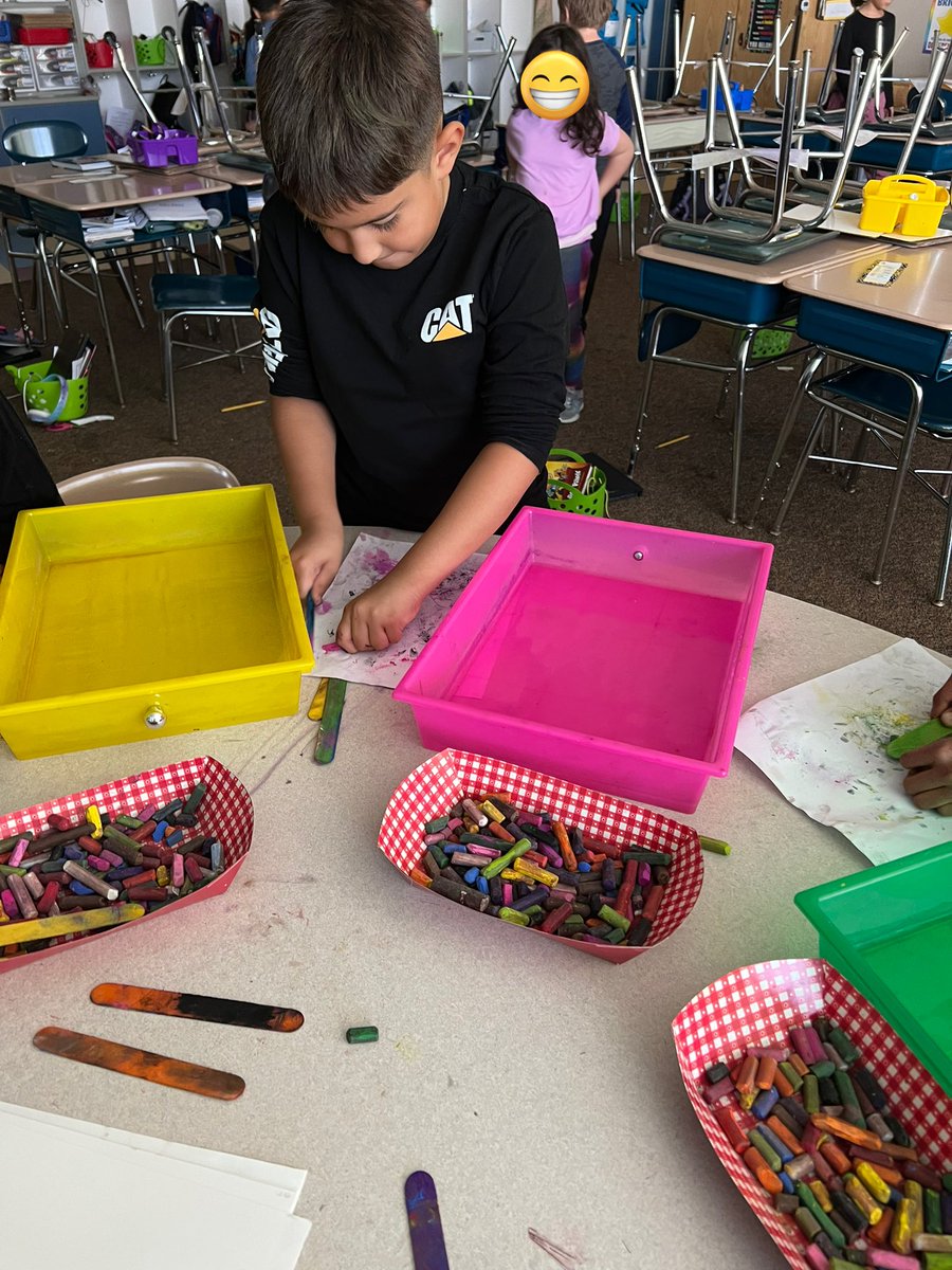 Laura Thomas tweet media