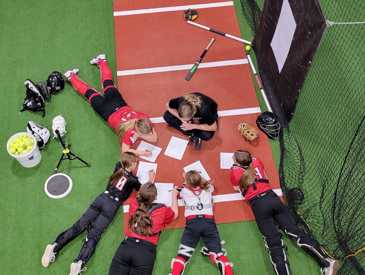 pgsiouxfalls's tweet photo. The next generation of catchers… “strong” “confident” “powerful” “responsible” “a leader”
👊🏻💪🏻❤️🥎
#PGfam https://t.co/XikpnSmhJ0