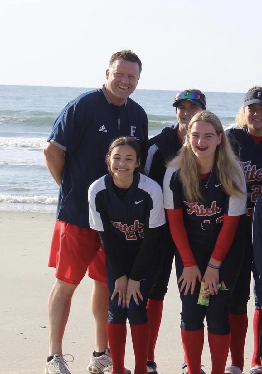 coach_stevew's tweet photo. Happy National Coach’s day. We would not be where we are without your endless hours both to the student-athletes and building me 💙❤️💙❤️ thank you all for dealing with me and building our program! https://t.co/gjfCjzxwdX